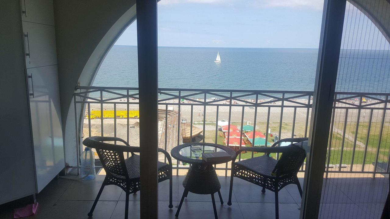 Apartment Magnolia Seaside Batumi Exterior photo